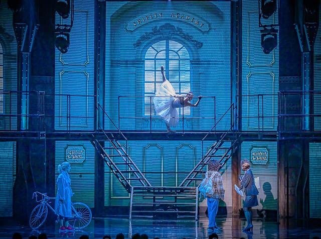 Flashdance - BB Promotion / 2 Entertain Tour